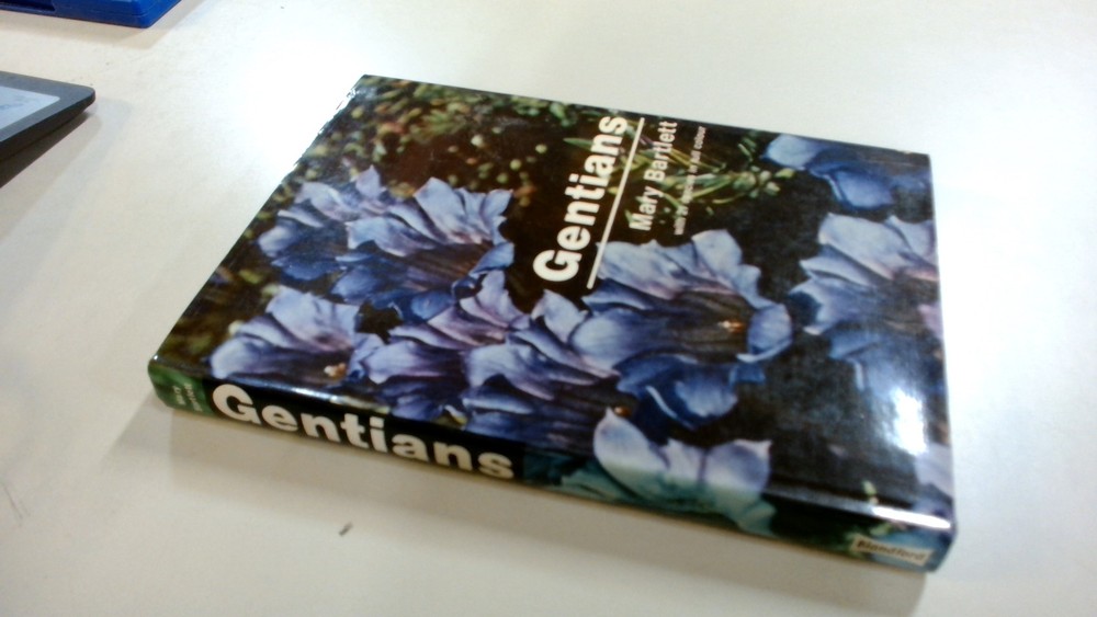 Gentians, Bartlett, Mary, Blandford Press, 1975, Hardcover