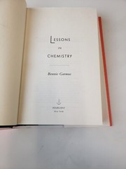 Lessons in Chemistry Bonnie Garmus HC Bestseller Book Club Fiction 2022