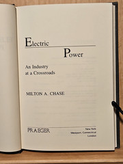 Electric Power:An Industry at a Crossroads by Milton A. Chase HC 1st 1988