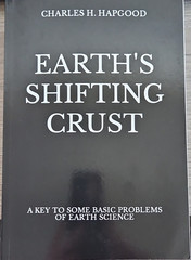 Earth’s Shifting Crust by Charles H. Hapgood Pantheon Books Paperback Science