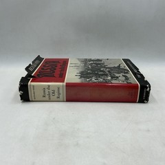 RUSSIA UNDER THE OLD REGIME Richard Pipes 1974 Hardcover Charles Scribner’s Sons
