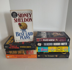 Mixed Authors Lot/8 Paperback Crime Drama Thriller Action Novels