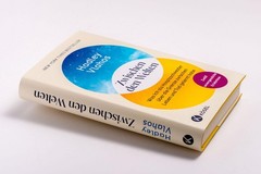 Zwischen den Welten Hadley Vlahos
