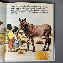 Vintage Preschool Press Hardcover „Animal Tales”, Good Condition