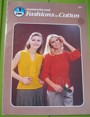 CROCHET ACCESSORIES AND FASHIONS IN COTTON THE DMC CORPORATION 1980 14 PAGES