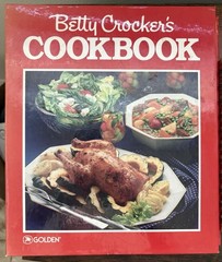 Lot of 10 Vintage Cookbooks Recipe Books Betty Crocker + Assorted Others