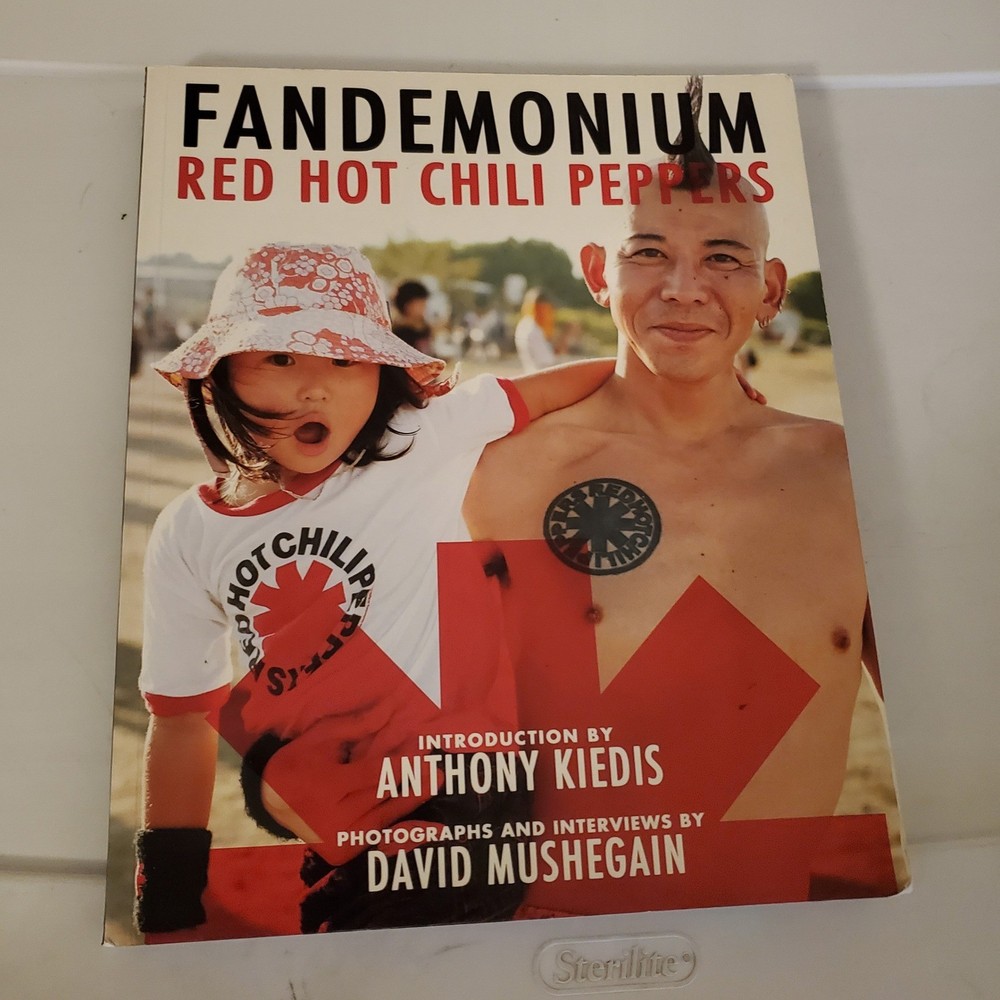 Fandemonium Red Hot Chili Peppers Book Anthony Kiedis David Mushegain