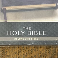 Purple KJV Gift Edition Bible Purple (Leather / Fine Binding) New