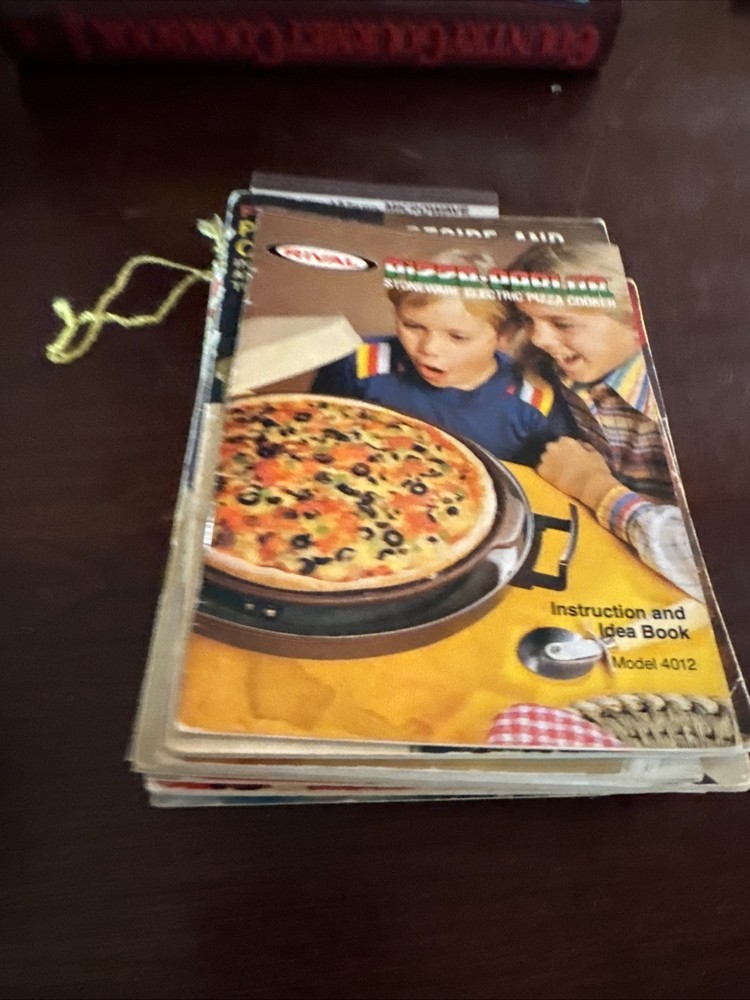13 Vintage 1930 ‘s And 1960’s Paperback Pamphlets / Cookbooks