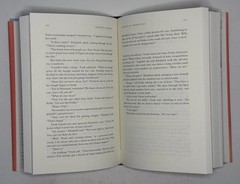 Lessons in Chemistry – Bonnie Garmus – 1st edition/1st printing Hardcover