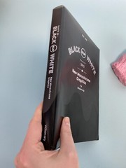 Palette, No. 1: Black & White: New Monochrome Graphics [Palette, 01] , paperback
