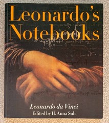 Leonardo’s Notebooks (Leonardo Da Vinci) by H. Anna Suh – Paperback, 334 pages