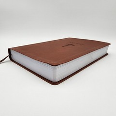 Super Giant Print Bible NKJV Brown Imitation Leather Thomas Nelson Red Letter