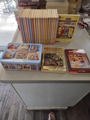 Vintage Babysitters Club . 20 Books. + #1-6 In Tin +1 Mystery & 1 Super Special