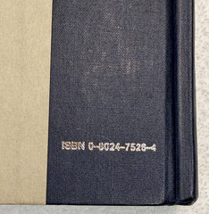 1986 RYRIE STUDY BIBLE ’84 NIV NEW INTERNATIONAL. BLUE AND SILVER HC NICE