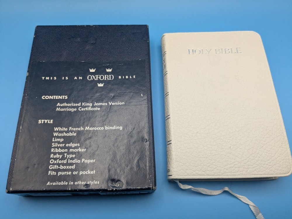 Oxford Compact White French Morocco Leather 01152x KJV Bible w box No Marks