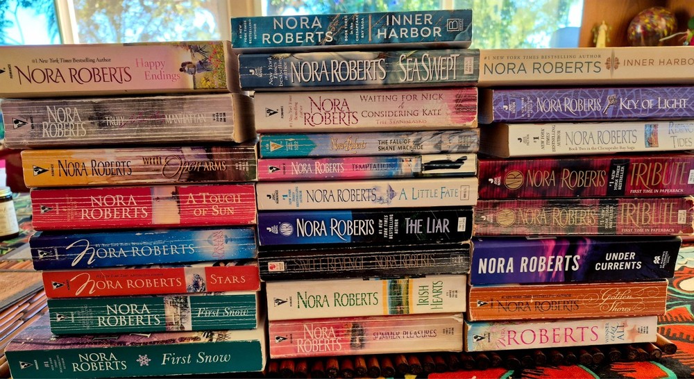 Romance Suspense-Nora Roberts-J D Robb-YOU PICK the Titles for Your Own Lot