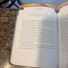 David Jeremiah Leather Bound- Moments W/ God, Strength for Today &