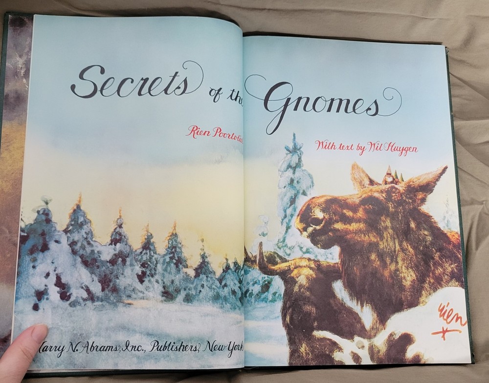 Secrets of the Gnomes by Rien Poortvliet and Wil Huygen (1982, Hardcover)