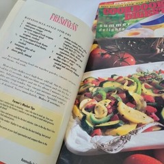 Summer Cooking Recipes Bundle of 4 Lot Cookbook Mini Magazines BHG 1990s 2000s