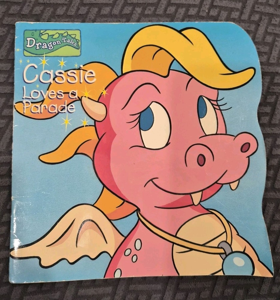 Dragon Tales Cassie Loves a Parade Paperback Book 2000 Vintage