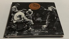 Pearl Jam Place/Date Charles Peterson Lance Mercer 1999 Vitalogy Health Club