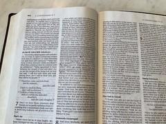 Bible NIV 1984 Thinline Burgundy Bonded Leather Good Condition