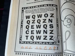 Littlest Pet Shop Coloring & Activity Book 228 Pages 2009 Hasbro Games Mazes