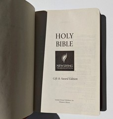 Holy Bible New Living Translation Tyndale Red Letter 1997