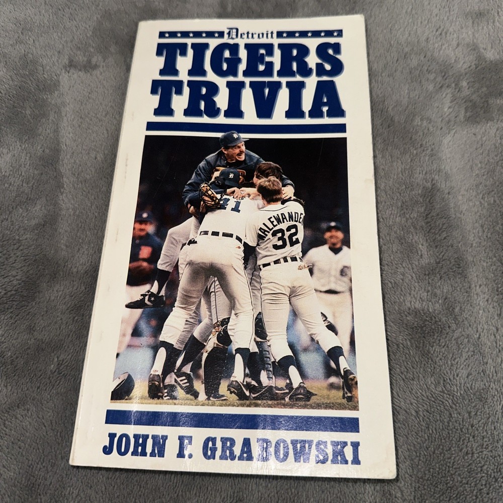 Detroit Tigers Trivia by John F. Grabowski 1988 Paperback Book MLB