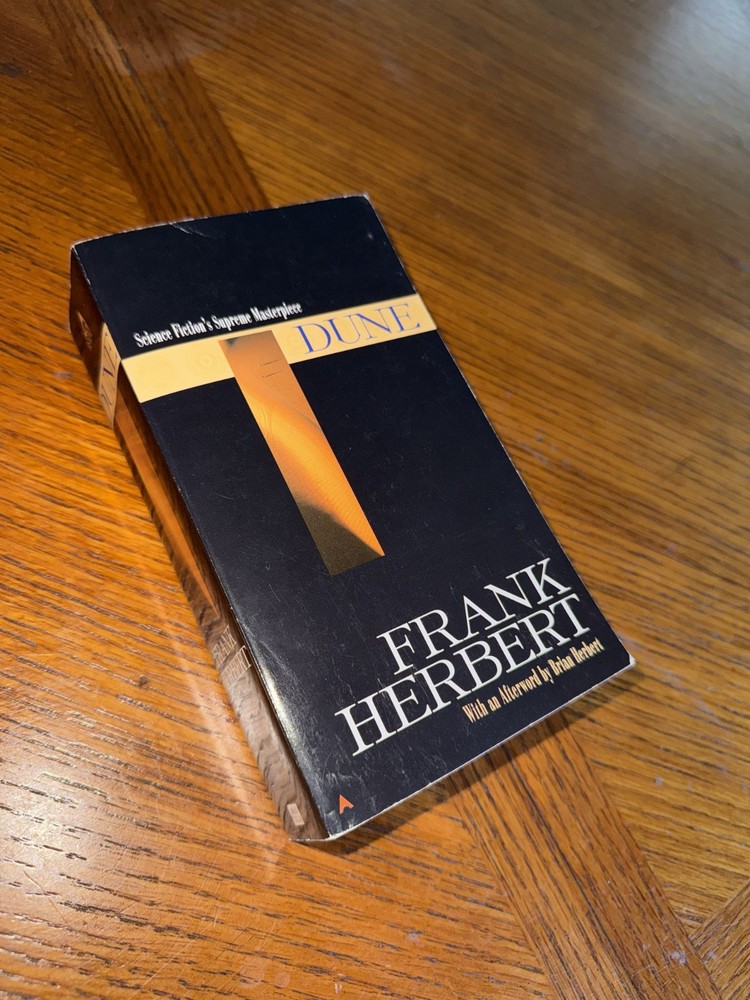 Dune by Frank Herbert (Paperback, 2010)