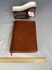 NKJV Spiritual Warfare Bible Brown Leathersoft Charisma House **EXCELLENT**