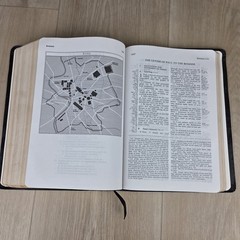 1994 Ryrie KJV Expanded Edition Study Bible Red Letter Moody Black Softcover