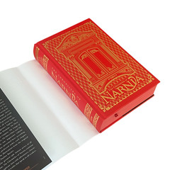 The Chronicles of Narnia Deluxe Edition: 7 in 1 Hardcover Sprayed Edges