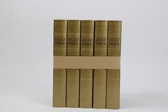 Holy Bible ESV Placed Gideons English Standard Version Hardcover 2013 Gold New