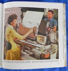 „the American Tobacco story” 1964 Softcover Book, 64 Pages, US Company History