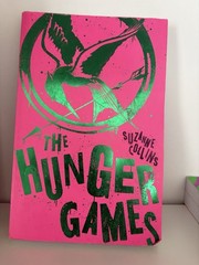 Hunger Games Trilogy: Propaganda Edition Suzanne Collins Neon Scholastic *READ*