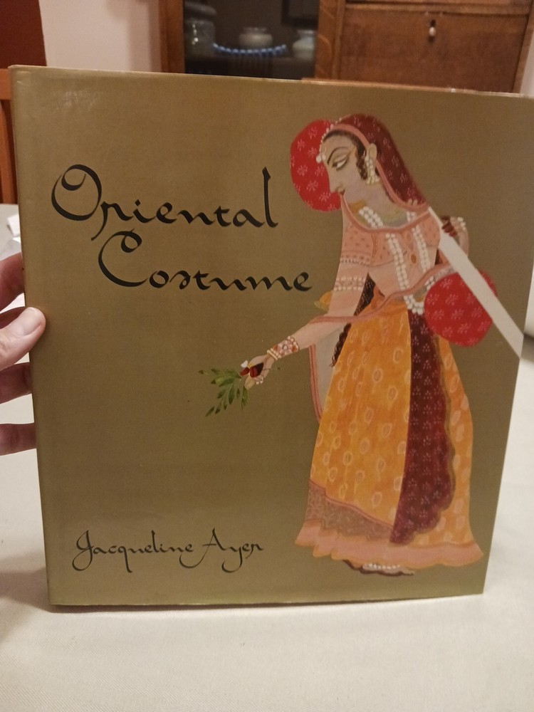 ORIENTAL COSTUME By Jacqueline Ayer – Hardcover *Excellent Condition* 1974 Berne