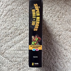 NIRV, The Super Heroes Bible in 3D, Hardcover, New including glasses