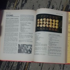 Betty Crocker Cookbook New/Revised Edition 1979 Golden Press 2nd print Hardcover