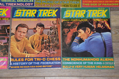 Star Trek Giant Poster Book Lot of 14 Volumes Issues – NICE!