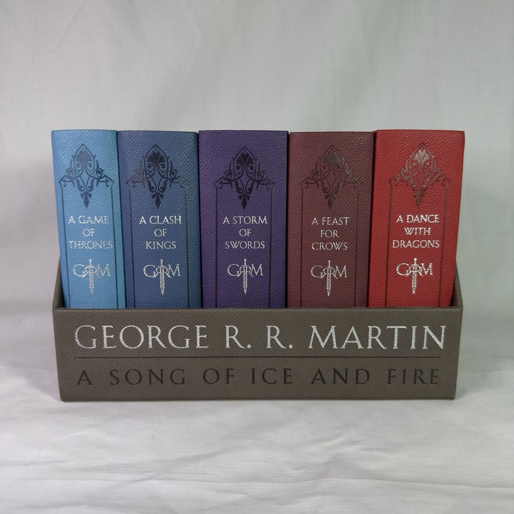A Song of Ice and Fire Leather Bound 5-Book Box Set George R.R. Martin