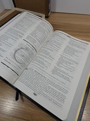 NELSON’S STUDENT BIBLE NEW KING JAMES VERSION By Larry Richards & Sue Richards