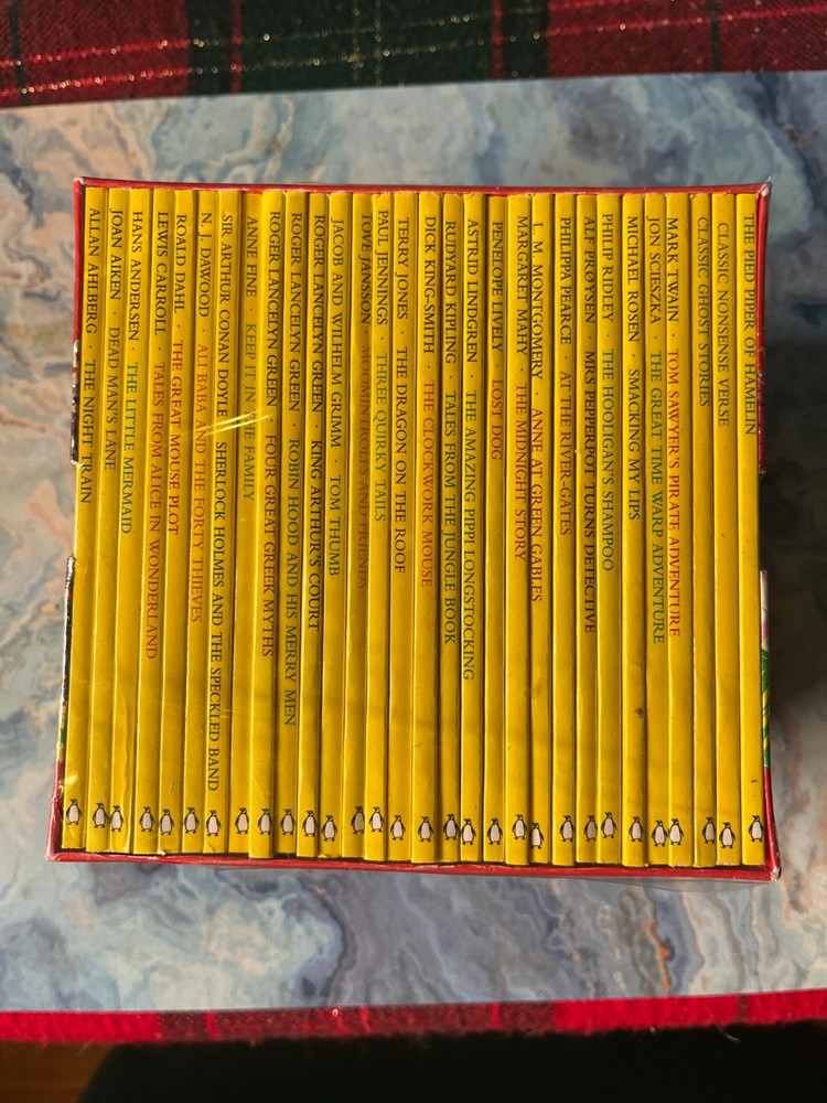 Penguin Children’s 60s Gift Set of (30). NEW Seal compromised. See desc. *Bonus
