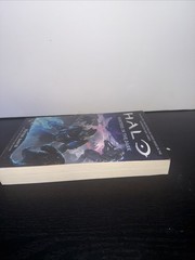 Halo: Hunters in the Dark Paperback Peter David