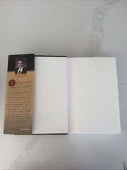 Tim LaHaye PROPHECY STUDY BIBLE KING JAMES Hardcover Dust Cover Left Behind
