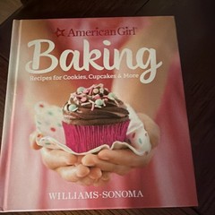 American Girl Baking Cookbook Williams-Sonoma Illustrated Hardcover Ages 9-12