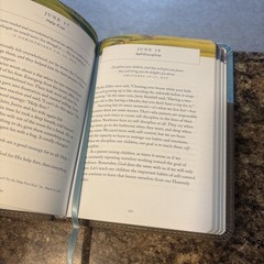 David Jeremiah Leather Bound- Moments W/ God, Strength for Today &