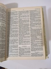 Vintage Holy Bible King James Version „Our Family Bible” 1971 White & Gold 11.5”