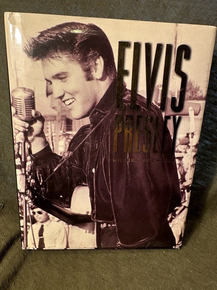 Elvis Presley Unseen Archives Hardcover by Marie Clayton 383 pages 2003 Jacket